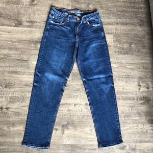 American Eagle Vintage Hi-Rise Jeans